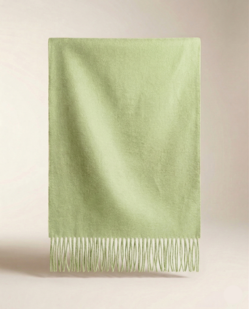 Classic Cashmere Scarf